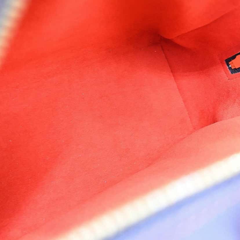 Louis Vuitton Triana Bag Brown Canvas Good condition - Inside View