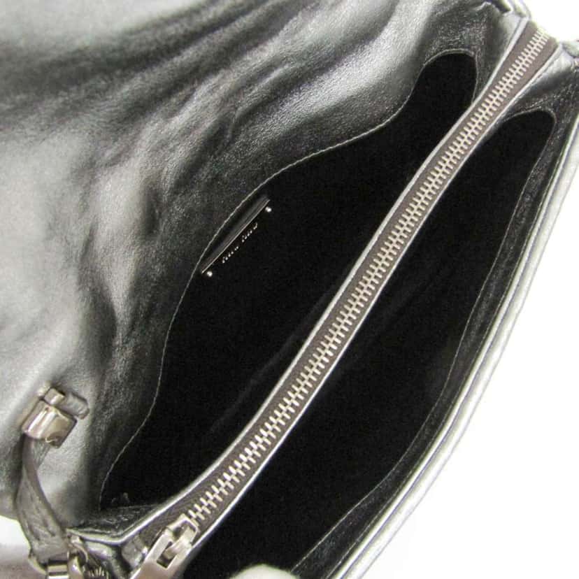 Miu Miu Crystal Clutch Silver Leather Good condition - Model View