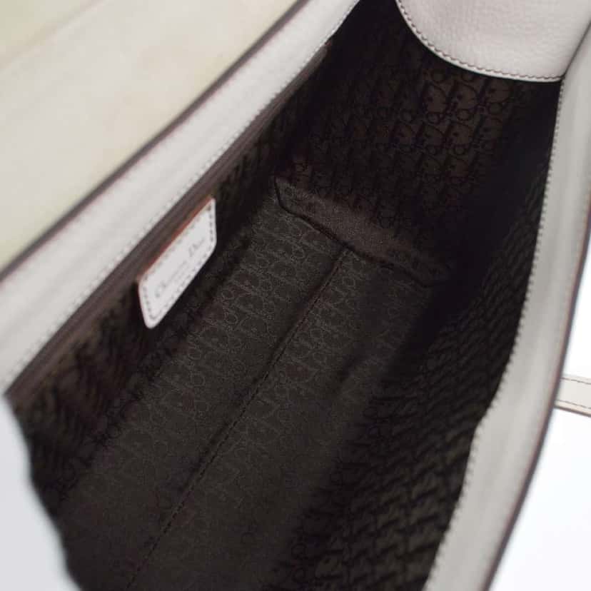 Christian Dior Vintage Saddle Top Handle Bag White Leather Good condition - Inside View