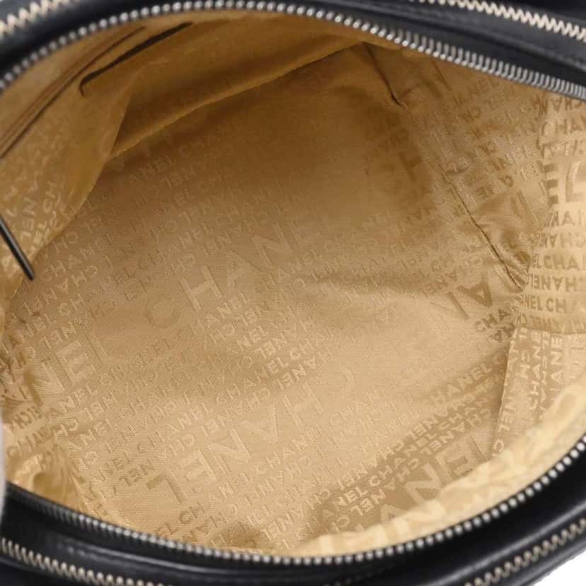 Chanel CC Bowler Black Leather Good condition - Inside View