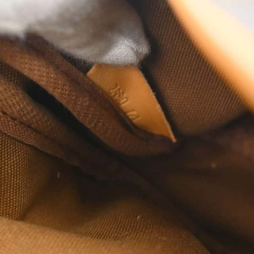 Louis Vuitton Saumur Handbag Brown Canvas Good condition - Box View