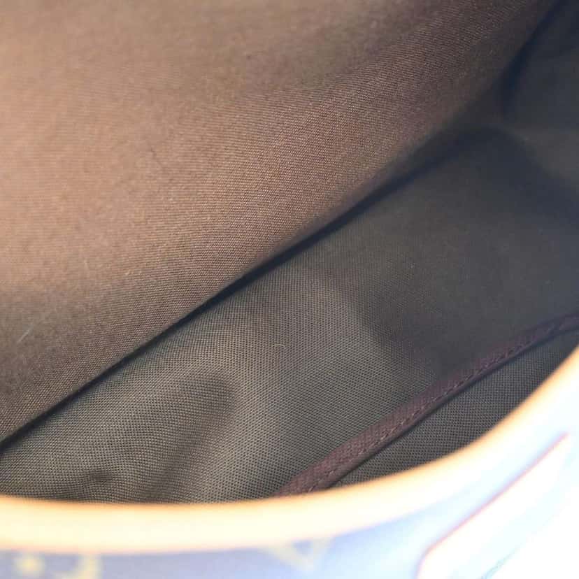 Louis Vuitton Saumur Handbag Brown Canvas Good condition - Inside View