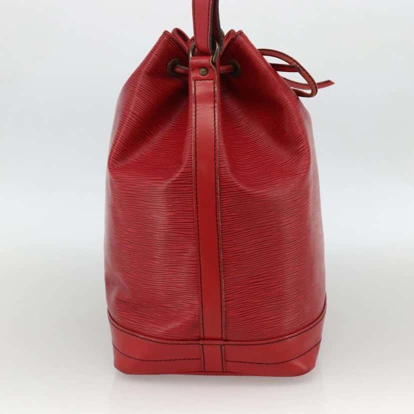 Louis Vuitton Noe Handbag Red Leather Fair condition - Inside View