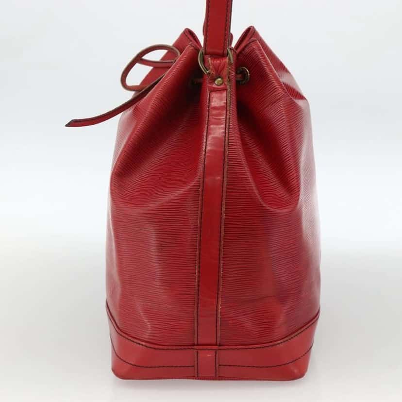 Louis Vuitton Noe Handbag Red Leather Fair condition - Model View