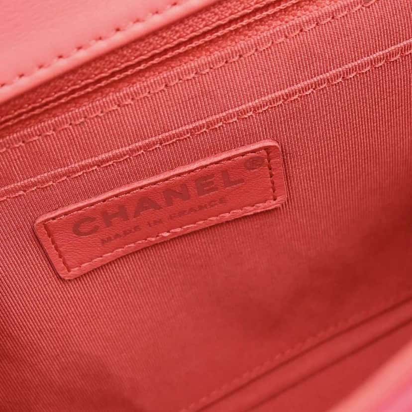 Chanel Flap Bag Multicolor Patchwork Pink Tweed Good condition - Model View