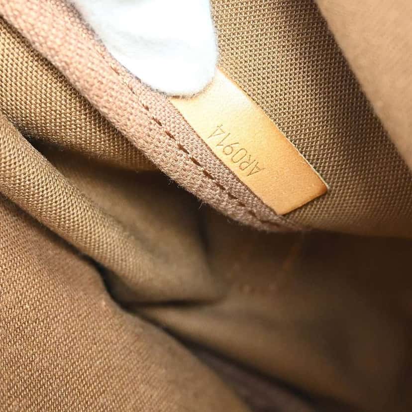 Louis Vuitton Saumur Handbag Brown Canvas Good condition - Box View