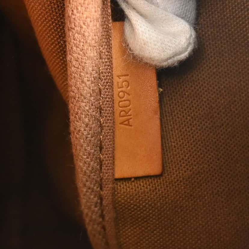 Louis Vuitton Saumur Handbag Brown Canvas Good condition - Box View