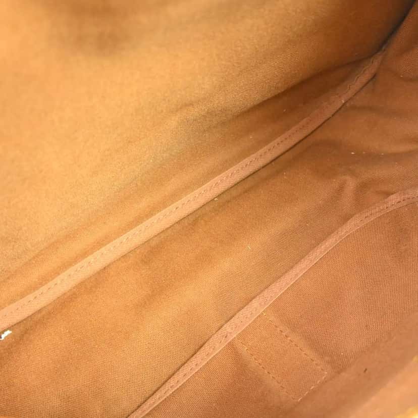 Louis Vuitton Saumur Handbag Brown Canvas Good condition - Inside View
