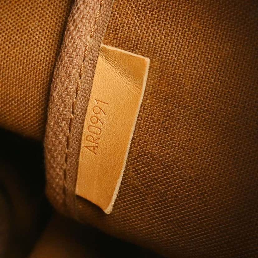 Louis Vuitton Saumur Handbag Brown Canvas Good condition - Box View