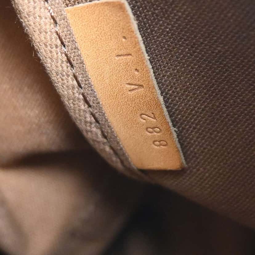 Louis Vuitton Saumur Handbag Brown Canvas Good condition - Box View