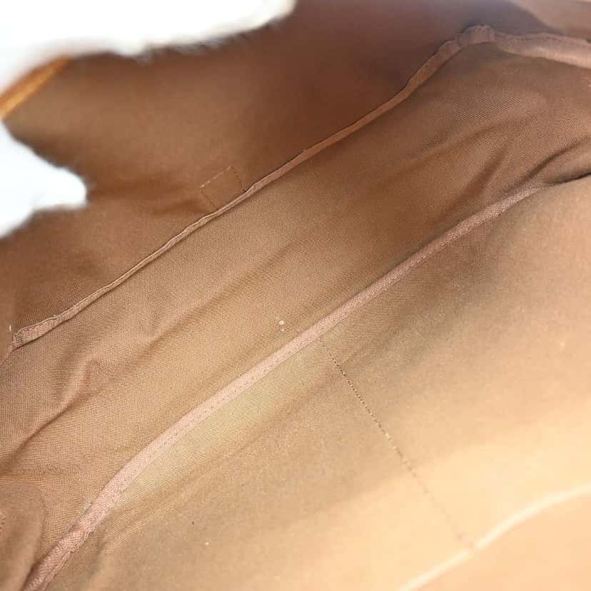 Louis Vuitton Saumur Handbag Brown Canvas Good condition - Inside View