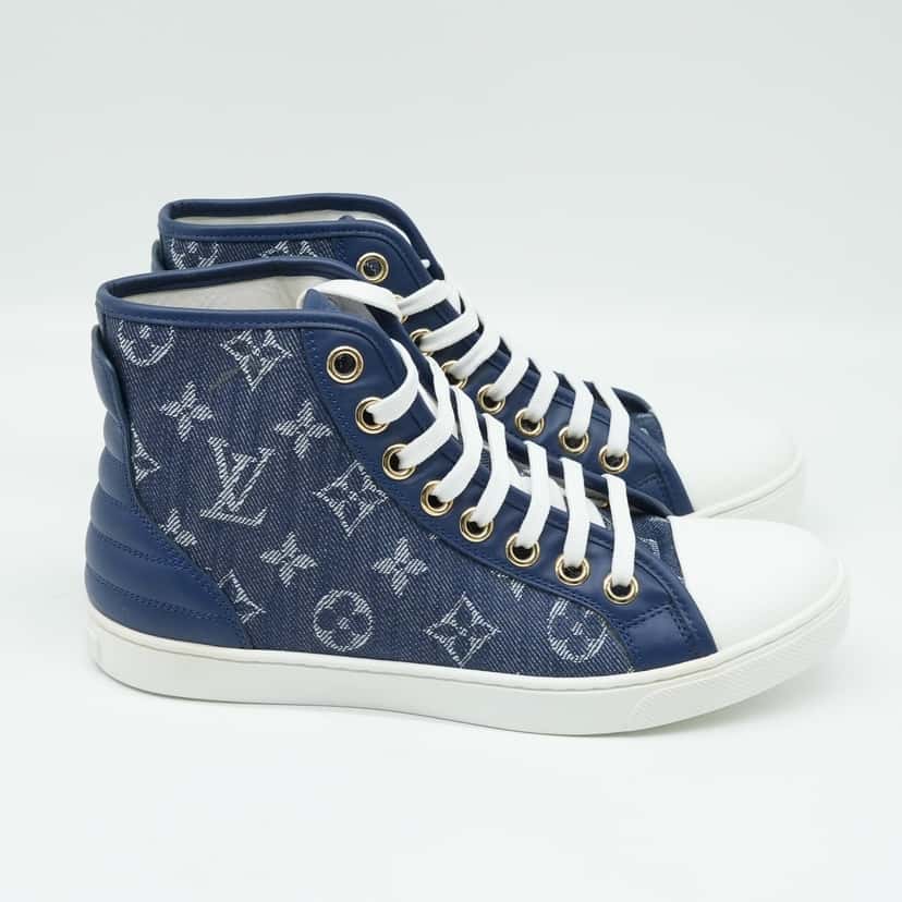 Louis Vuitton High-Top Denim Monogram Stellar Sneaker Size 36.5 Blue Denim Very good condition - Model View