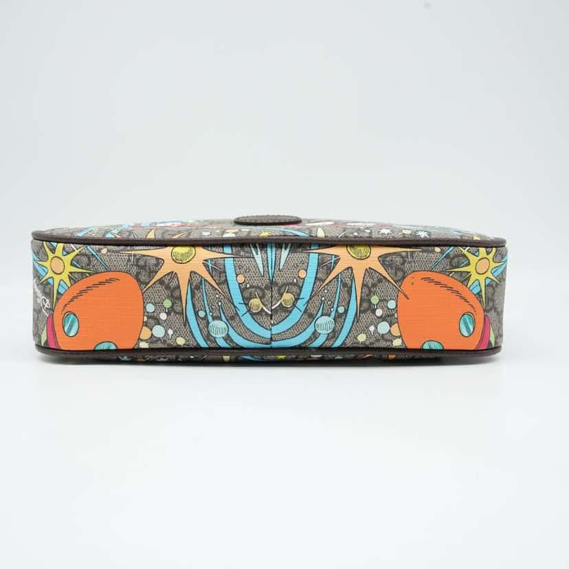 Gucci Gucci x Donald Duck Disney GG Supreme Belt Bag Beige/Brown PVC MultiColor Good condition - Box View