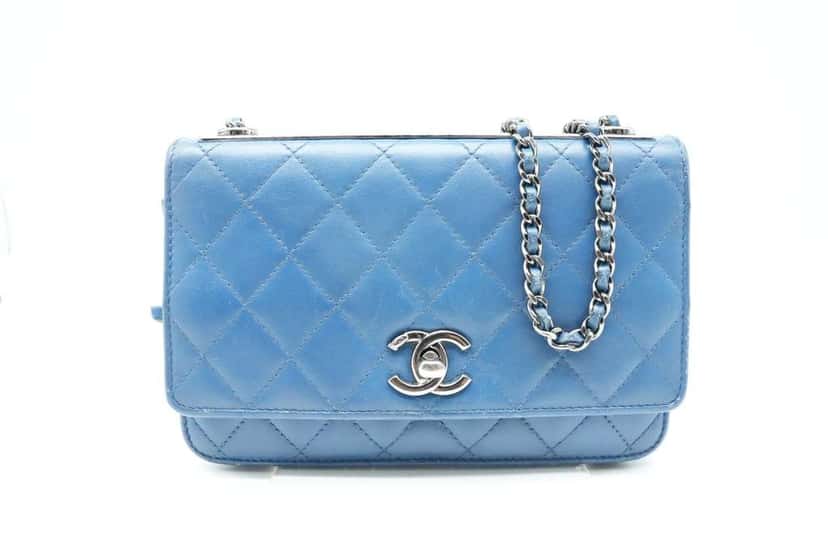 Chanel Trendy CC No Handle Small Flap Shoulder Bag Blue Blue Leather Fair condition - Front View