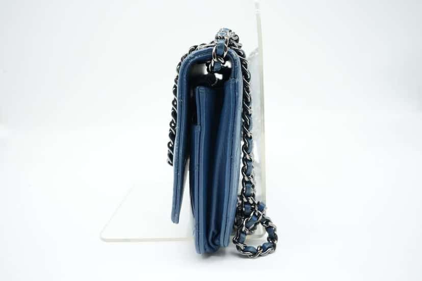 Chanel Trendy CC No Handle Small Flap Shoulder Bag Blue Blue Leather Fair condition - Back View