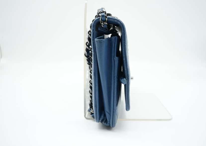 Chanel Trendy CC No Handle Small Flap Shoulder Bag Blue Blue Leather Fair condition - Inside View