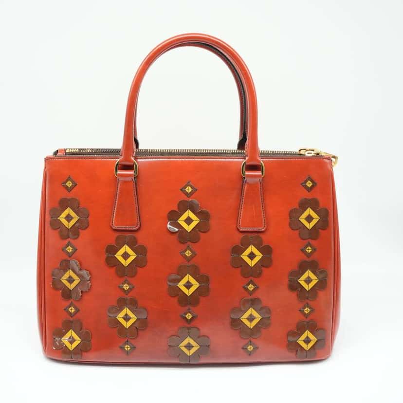 Prada Galleria Saffiano Vernic Pattent Leather Bag Orange Fair condition - Inside View