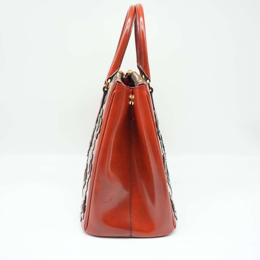 Prada Galleria Saffiano Vernic Pattent Leather Bag Orange Fair condition - Model View