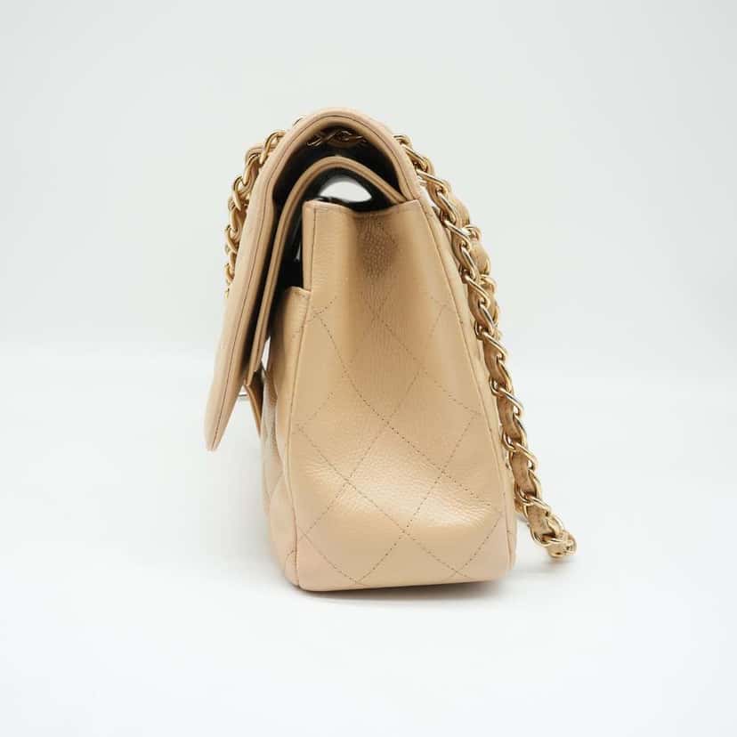 Chanel Classic Jumbo Caviar Leather Beige Gold Hardware Beige Good condition - Model View