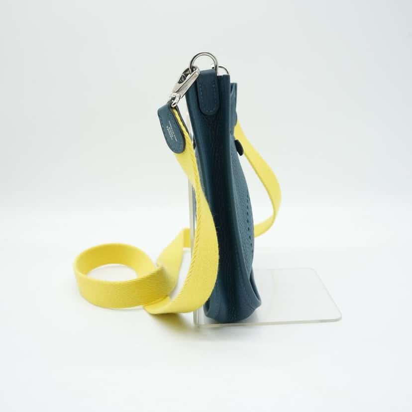 Hermès Evelyne III TPM Clemence Corvert Silver HW Yellow shoulder Green Leather Good condition - Inside View