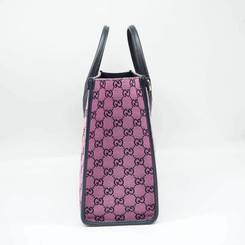 Gucci GG Supreme Canvas Multicolor Small Handbag Pink Pink Canvas Good condition - Model View