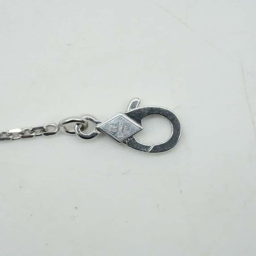 Van Cleef & Arpels Vintage Alhambra pendant Necklace 18K White Gold 5.3g JO172562 Gold White Gold Good condition - Box View