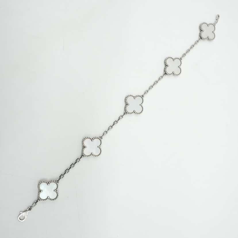 Van Cleef & Arpels Vintage Alhambra 5 Motifs Bracelet Pearl 18K White Gold VCARF48400 White White Gold Good condition - Model View