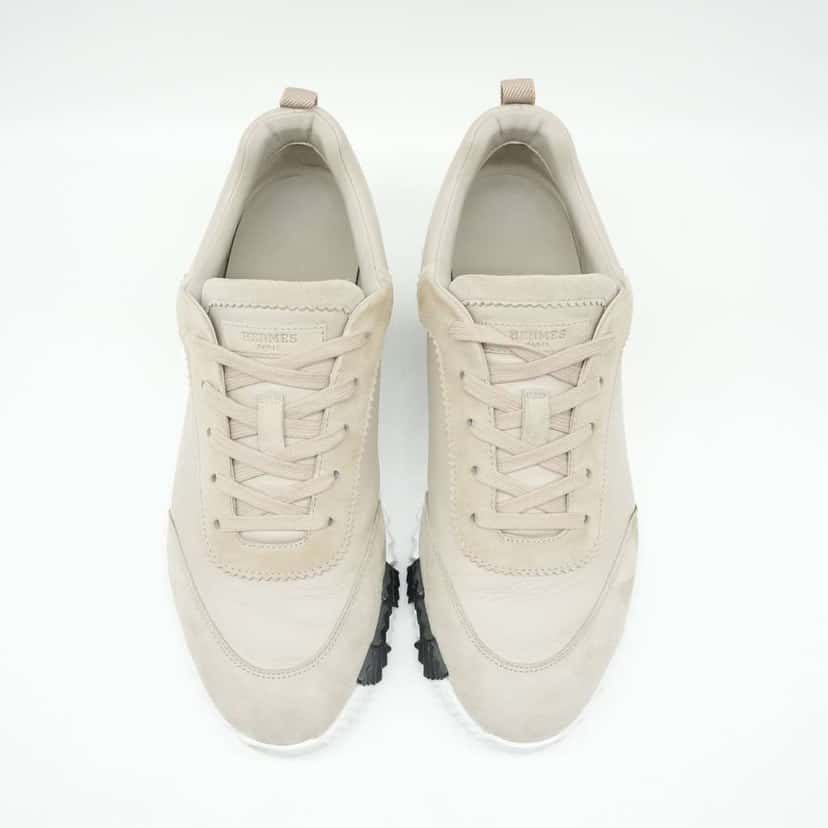 Hermès Boucing Snaecker Beige Color DB  Size 44 Beige Leather Fair condition - Back View