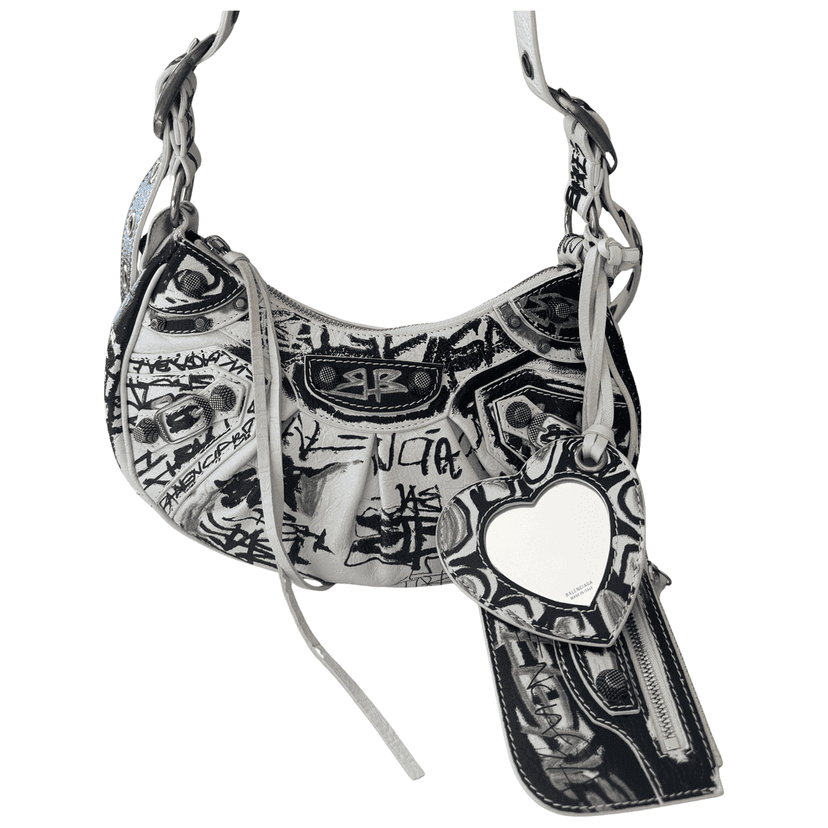 بالنسياغا لو كاجول