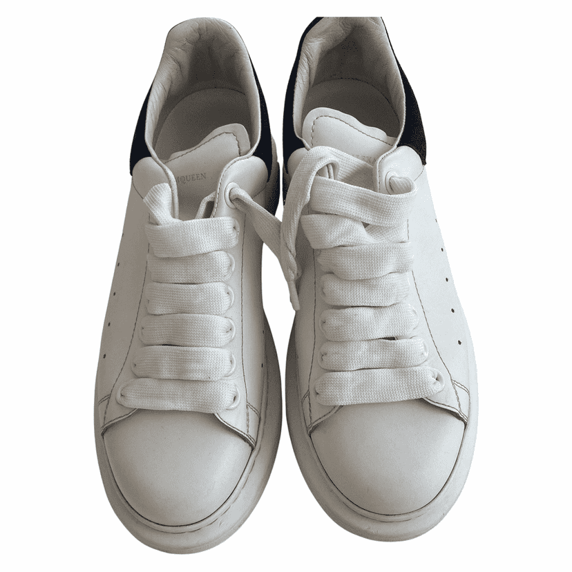 Alexander McQueen Oversized Sneaker White Leather Very good condition - Front View
