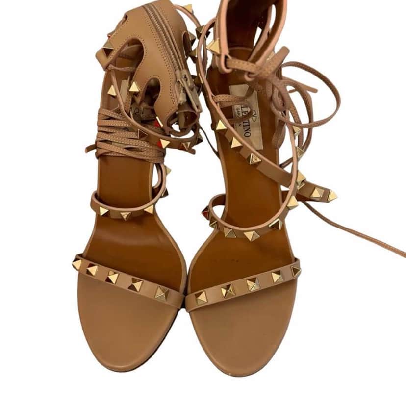 Valentino Garavani Rockstud Gladiator Heel Sandals Beige Leather Very good condition - Front View
