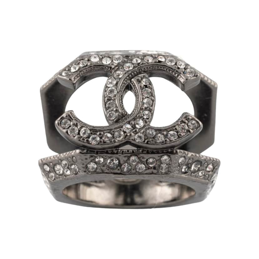 Chanel Product Grey Metal Very good condition - Front View