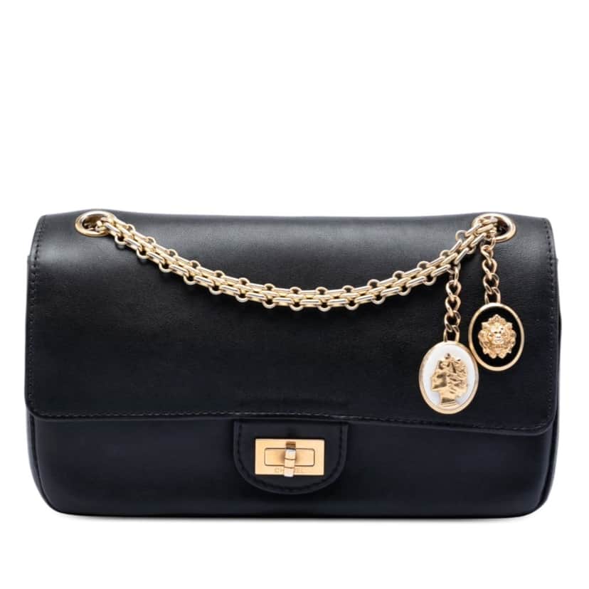 Chanel Calfskin Reissue 2.55 Medallion Nude Double Flap 225 Black Leather Very good condition - Front View