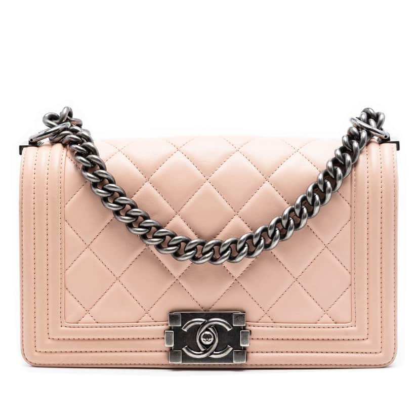 Chanel Old Medium Quilted Lambskin Boy Flap Pink Leather Very good condition - Front View