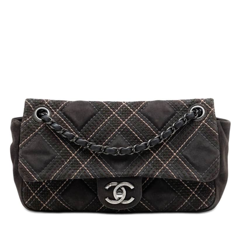 Chanel Paris Edinburgh Medium Stitched Suede Saltire Single Flap Brown Leather Very good condition - Front View