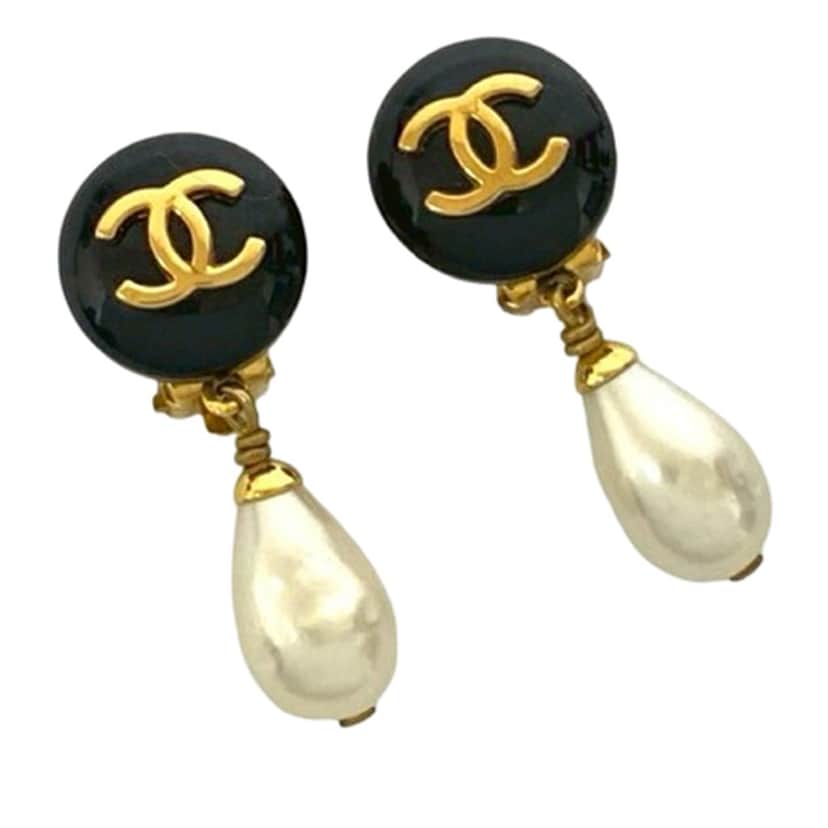 Chanel CC Gold Plated Resin and Faux Pearl Drop Clip On Earrings Gold Metal Very good condition - Front View