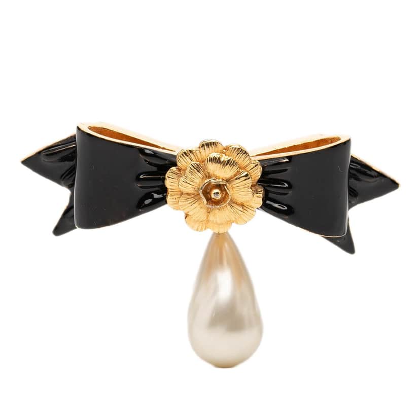 Chanel Enamel and Faux Pearl Bow Camellia Charm Brooch Black Very good condition - Front View