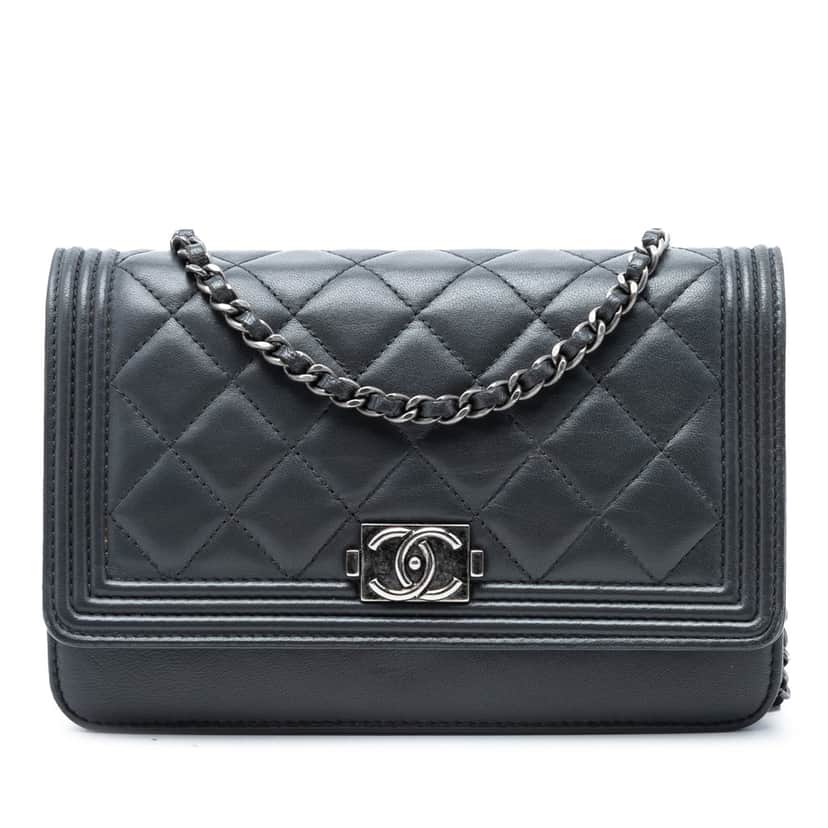 Chanel Quilted Lambskin Boy Wallet On Chain Black Leather Very good condition - Front View