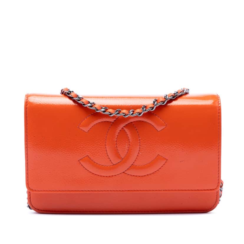 Chanel CC Patent Caviar Wallet On Chain Orange Leather Very good condition - Front View