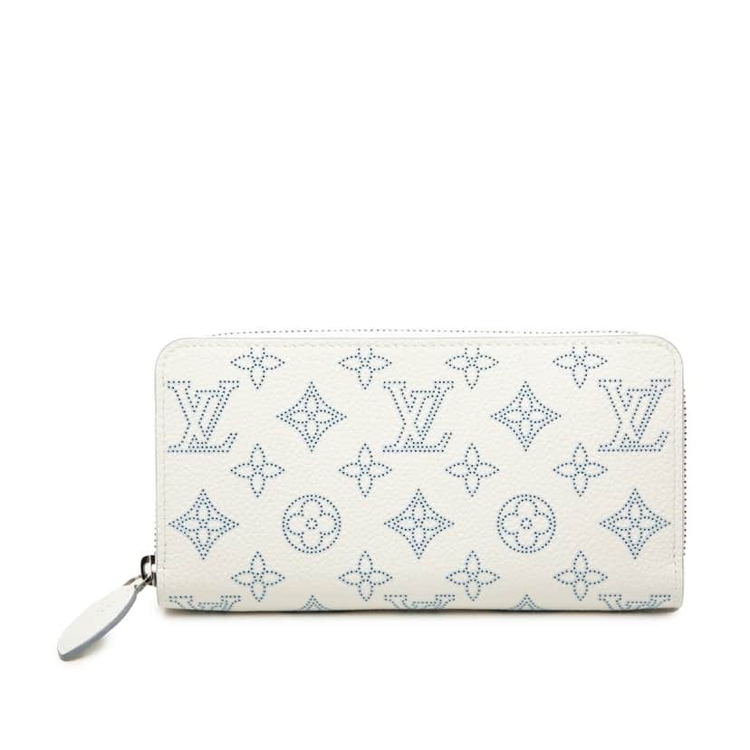 Louis Vuitton Monogram Mahina Zippy Wallet White Leather Very good condition - Front View