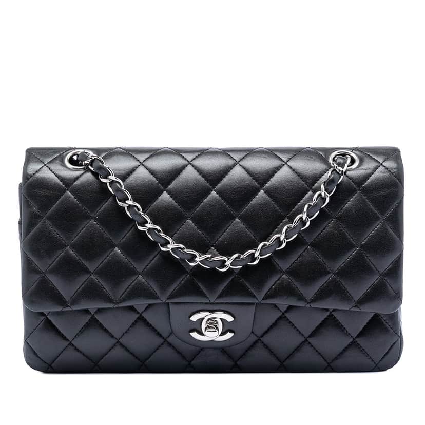 Chanel Medium Classic Lambskin Double Flap Black Leather Very good condition - Front View