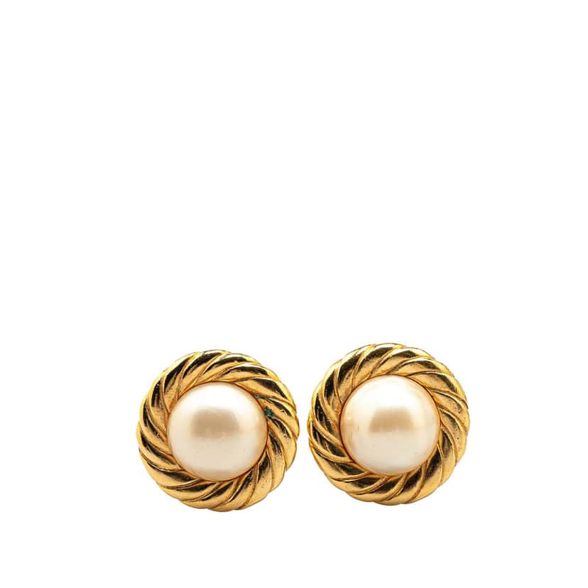 Chanel Gold Plated Round Faux Pearl Clip on Earrings Gold Metal Good condition - Front View