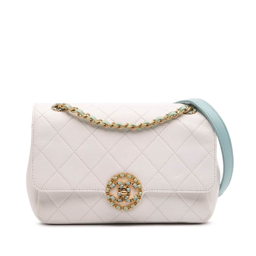 Chanel CC Quilted Calfskin Single Flap White Leather Very good condition - Front View