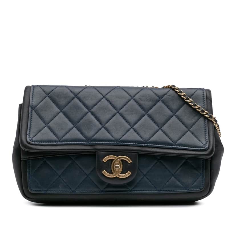 Chanel Medium Bicolor Calfskin Graphic Flap Blue Leather Very good condition - Front View