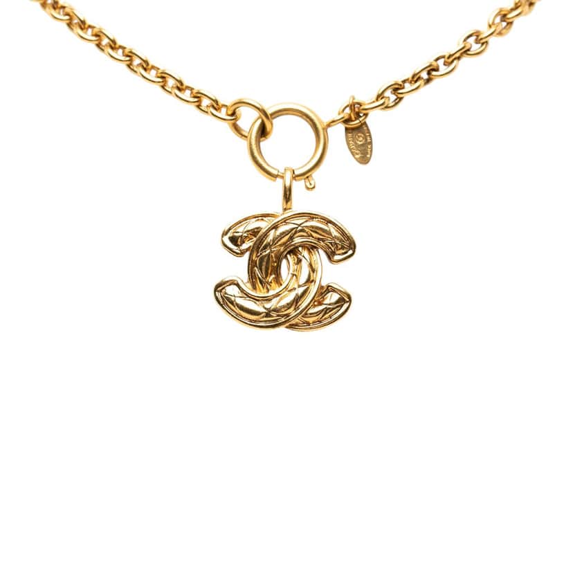 Chanel Gold Plated CC Quilted Pendant Necklace Gold Metal Very good condition - Front View