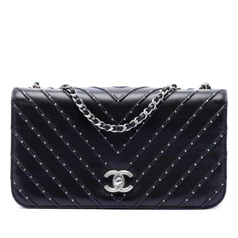 Chanel Chevron Lambskin Stud Wars Full Flap Black Leather Very good condition - Front View