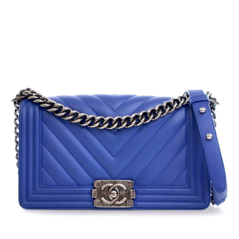 Chanel Old Medium Chevron Calfskin Boy Flap Blue Leather Very good condition - Front View