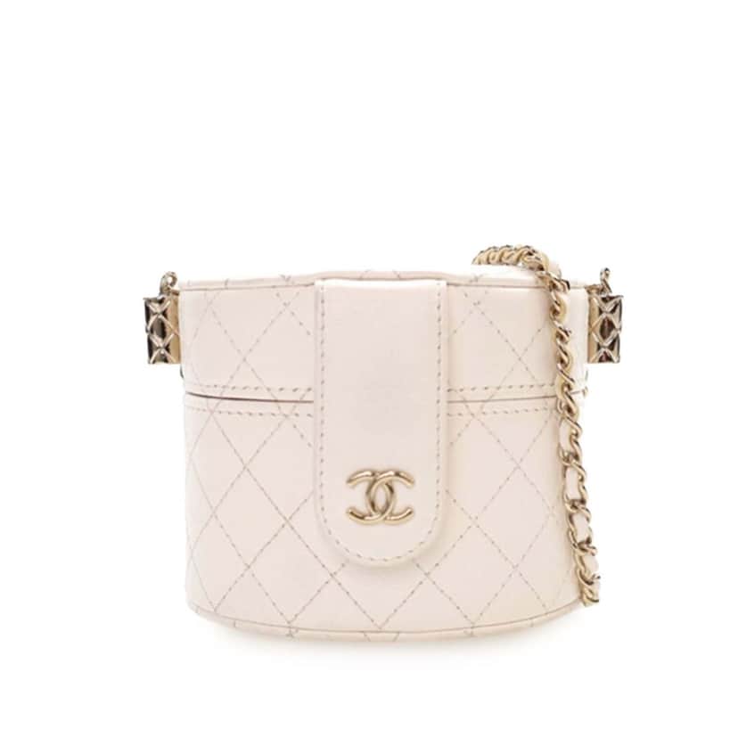 Chanel Mini Quilted Lambskin CC Allure Vanity Case White Leather Very good condition - Front View