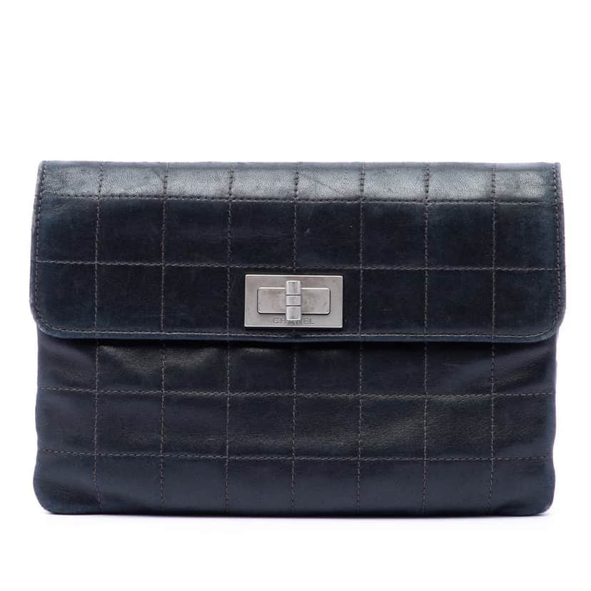 Chanel Choco Bar Lambskin Reissue 2.55 Flap Clutch Black Leather Very good condition - Front View