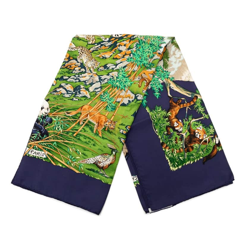 Hermès Sichuan Silk Scarf 90 Green Very good condition - Front View